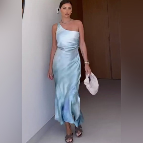 Zara DRAPED SATIN EFFECT DRESS. Greens. Size M. New with Tags. - Picture 3 of 8